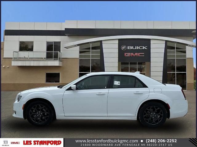 2022 Chrysler 300 300 Touring L