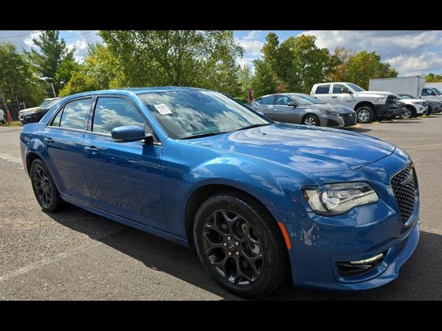 2022 Chrysler 300 Touring L