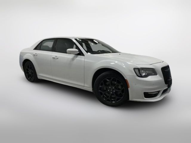 2022 Chrysler 300 300 Touring L