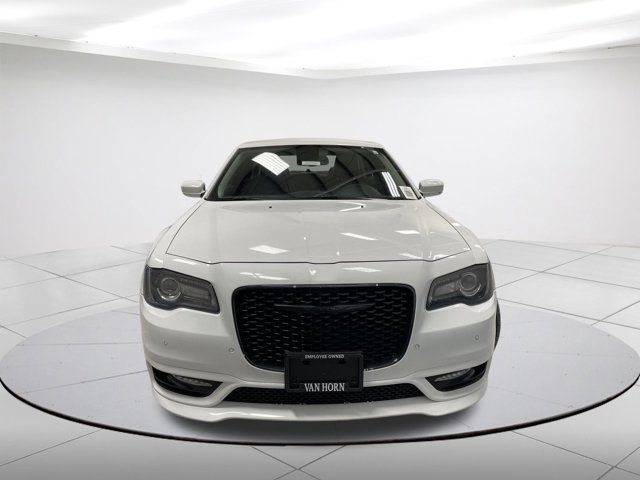 2022 Chrysler 300 300 Touring L