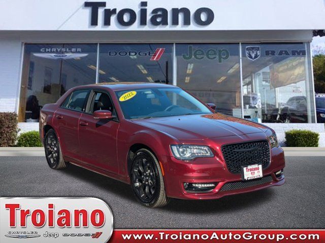 2022 Chrysler 300 Touring L