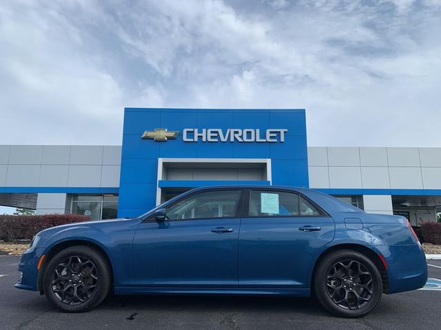 2022 Chrysler 300 Touring L