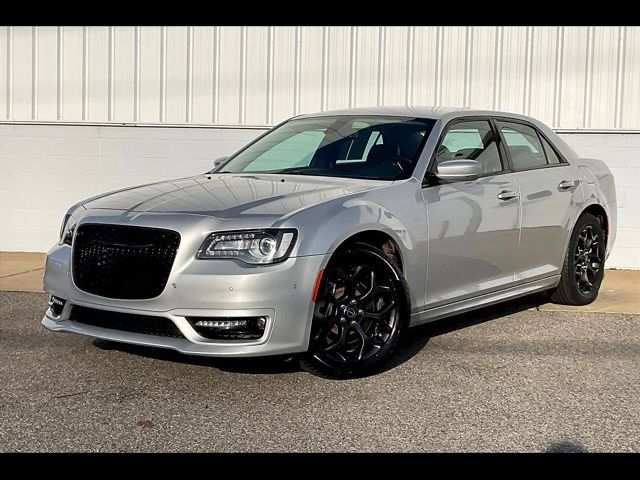 2022 Chrysler 300 Touring L