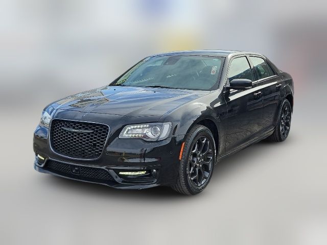 2022 Chrysler 300 Touring L