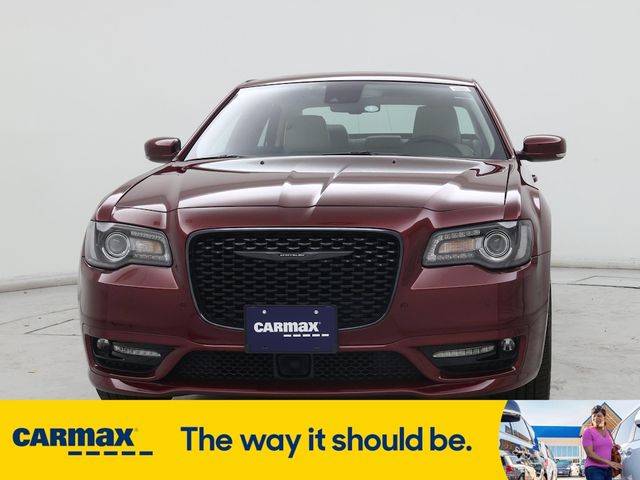 2022 Chrysler 300 Touring L