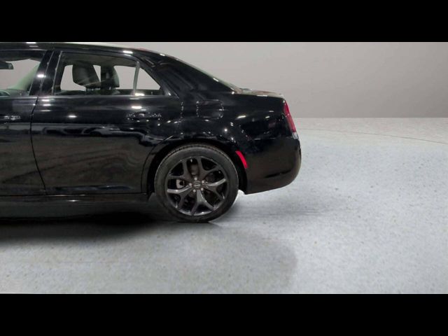 2022 Chrysler 300 300 Touring L