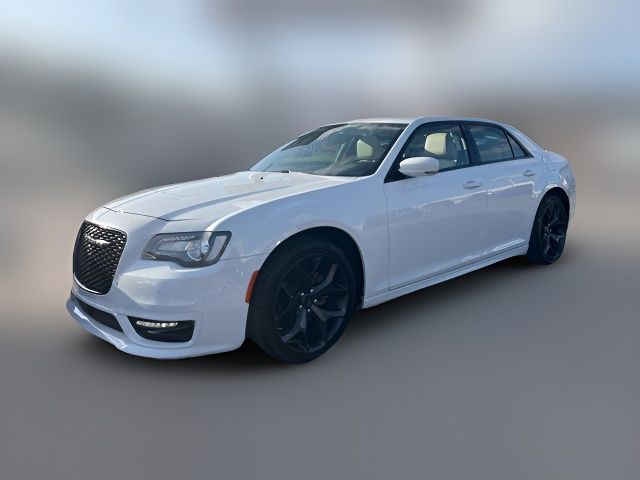 2022 Chrysler 300 Touring L