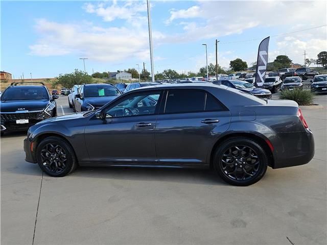 2022 Chrysler 300 Touring L