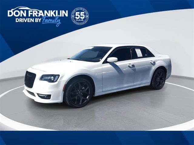 2022 Chrysler 300 Touring L