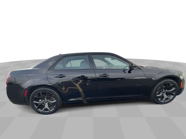 2022 Chrysler 300 300S