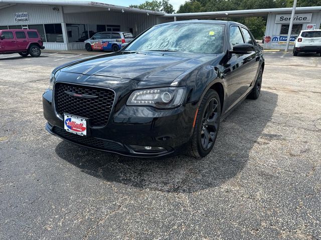 2022 Chrysler 300 300S