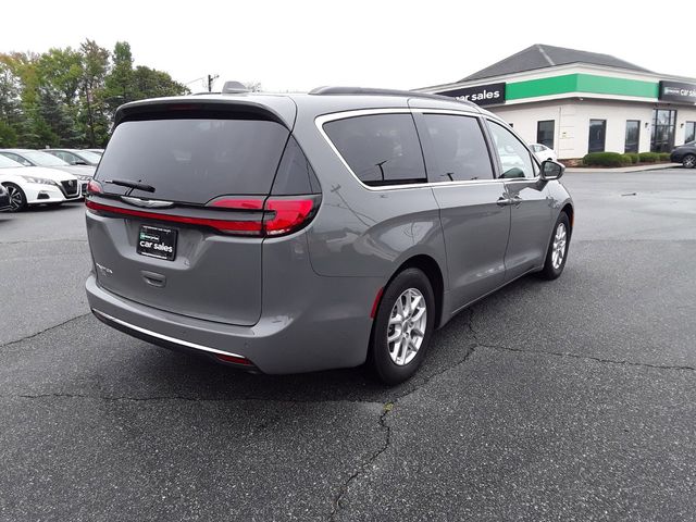 2022 Chrysler Pacifica Touring-L