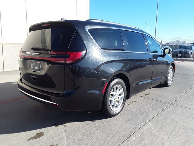 2022 Chrysler Pacifica Touring-L