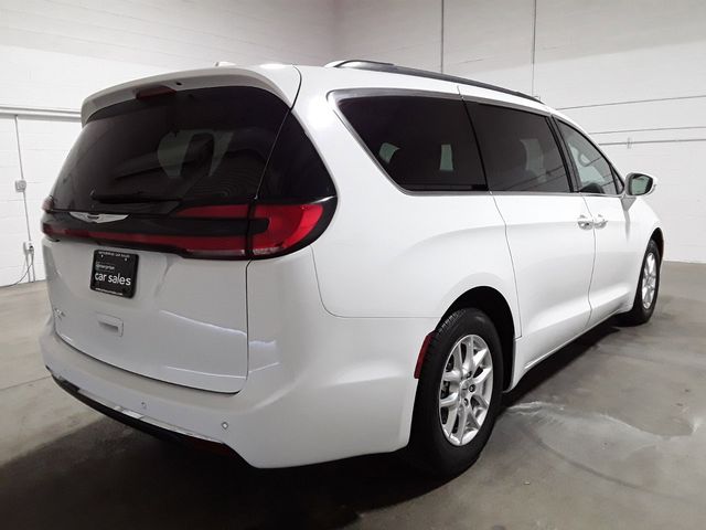 2022 Chrysler Pacifica Touring-L