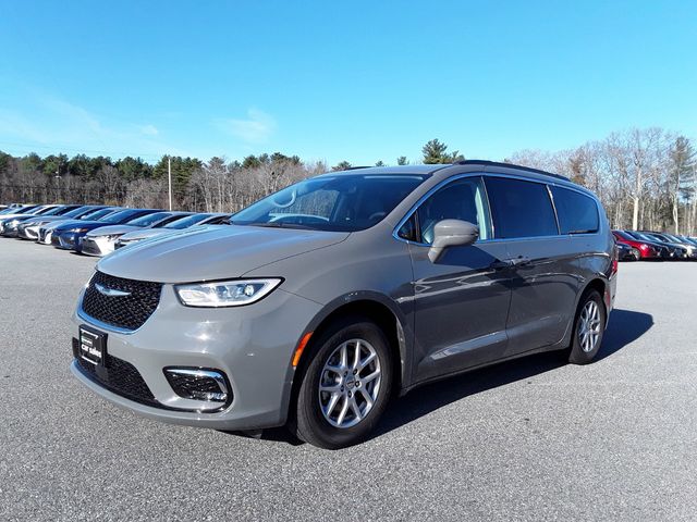 2022 Chrysler Pacifica Touring-L