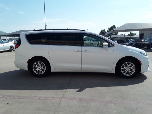 2022 Chrysler Pacifica Touring-L