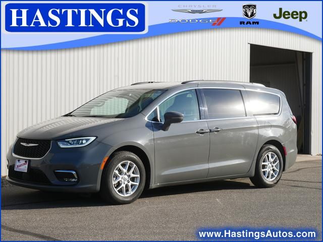 2022 Chrysler Pacifica Touring-L