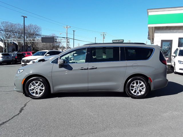 2022 Chrysler Pacifica Touring-L