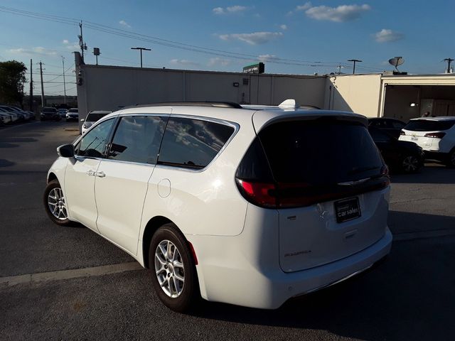 2022 Chrysler Pacifica Touring-L