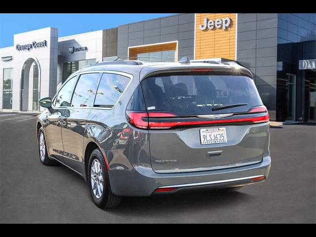 2022 Chrysler Pacifica Touring-L