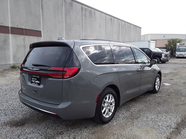 2022 Chrysler Pacifica Touring-L