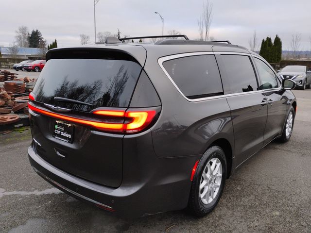 2022 Chrysler Pacifica Touring-L