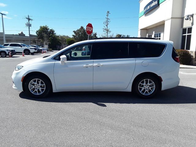 2022 Chrysler Pacifica Touring-L