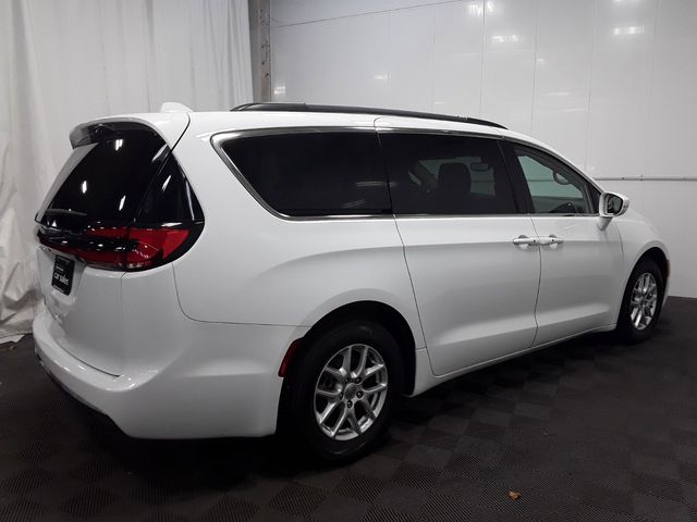 2022 Chrysler Pacifica Touring-L