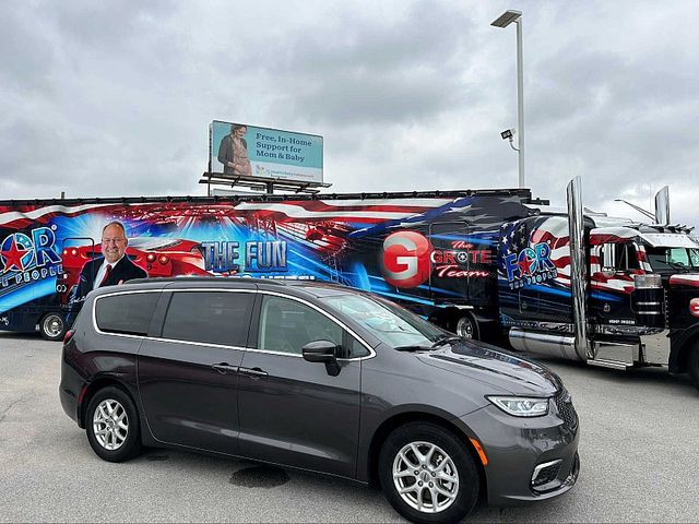 2022 Chrysler Pacifica Touring-L