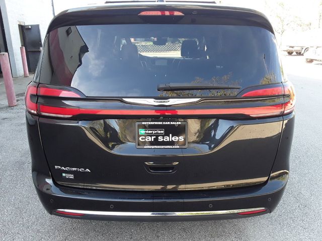 2022 Chrysler Pacifica Touring-L