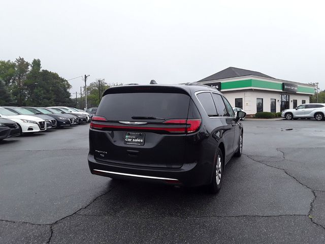 2022 Chrysler Pacifica Touring-L