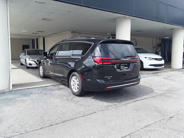 2022 Chrysler Pacifica Touring-L