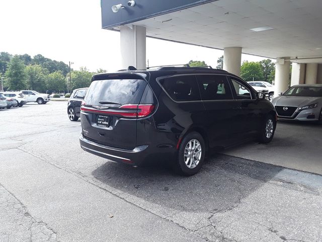 2022 Chrysler Pacifica Touring-L