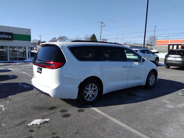 2022 Chrysler Pacifica Touring-L