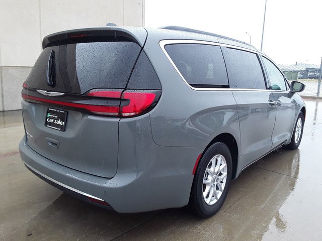 2022 Chrysler Pacifica Touring-L