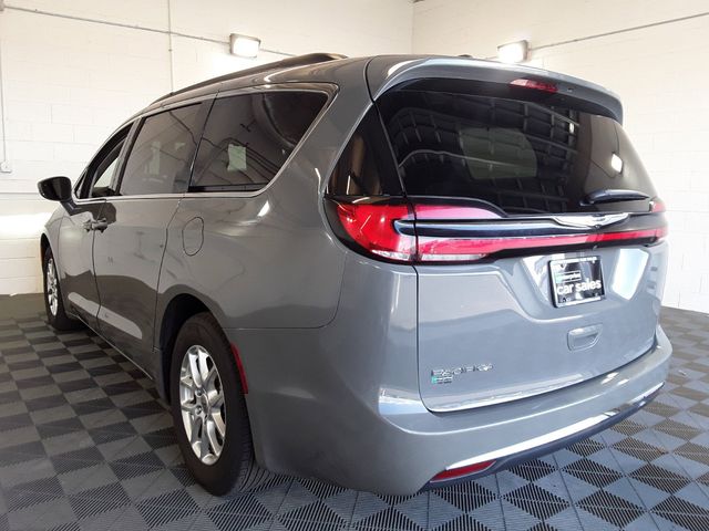 2022 Chrysler Pacifica Touring-L