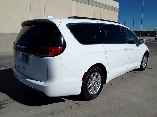 2022 Chrysler Pacifica Touring-L