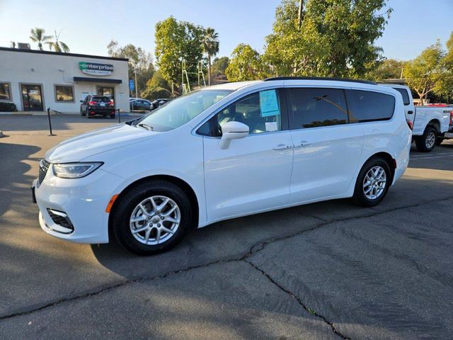 2022 Chrysler Pacifica Touring-L