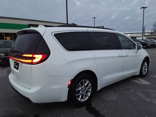 2022 Chrysler Pacifica Touring-L