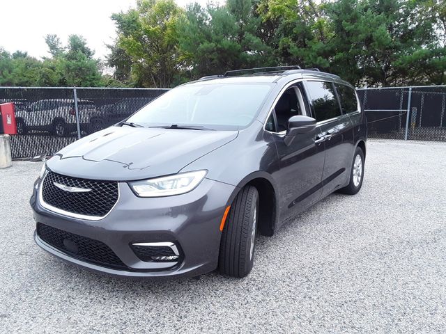 2022 Chrysler Pacifica Touring-L