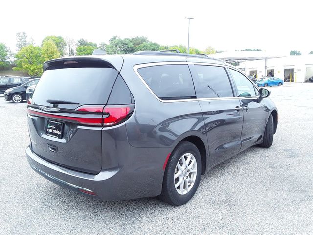 2022 Chrysler Pacifica Touring-L