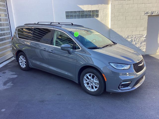 2022 Chrysler Pacifica Touring-L