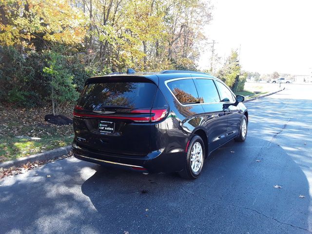 2022 Chrysler Pacifica Touring-L