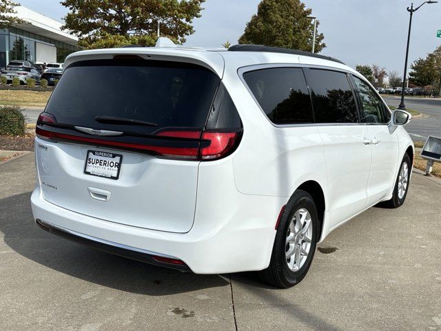 2022 Chrysler Pacifica Touring-L