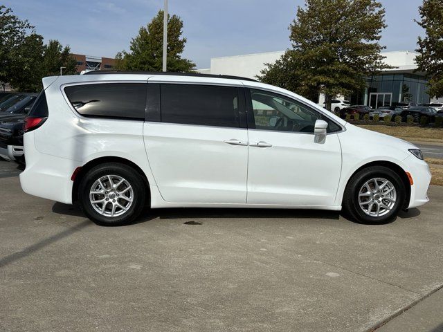 2022 Chrysler Pacifica Touring-L