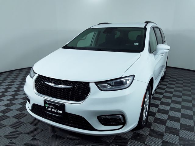 2022 Chrysler Pacifica Touring-L