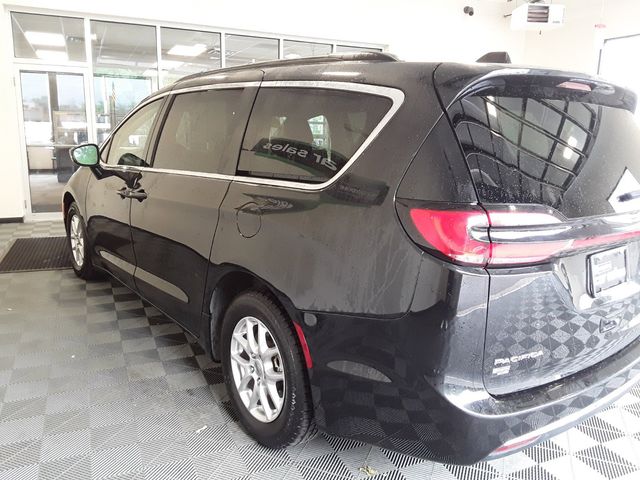 2022 Chrysler Pacifica Touring-L