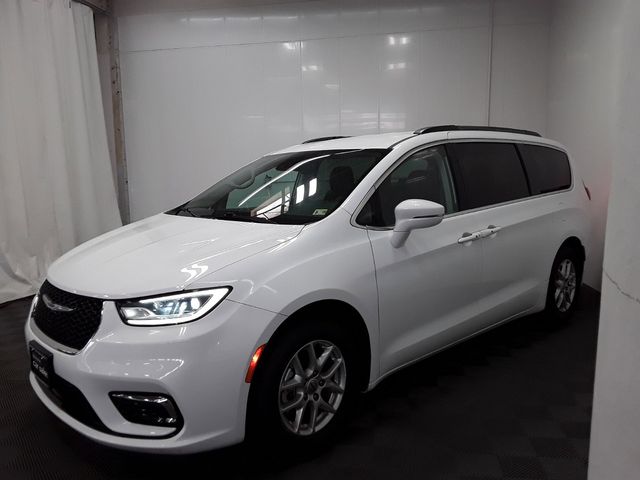 2022 Chrysler Pacifica Touring-L