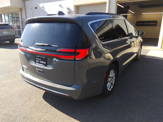 2022 Chrysler Pacifica Touring-L