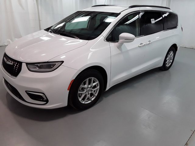 2022 Chrysler Pacifica Touring-L